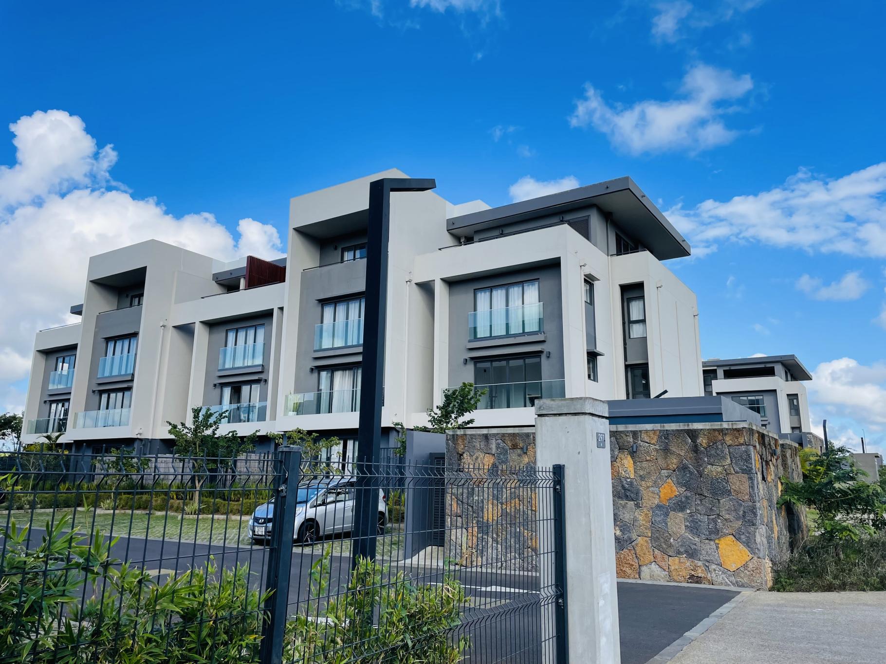 Modern Apartment in the Heart of Moka Smart City