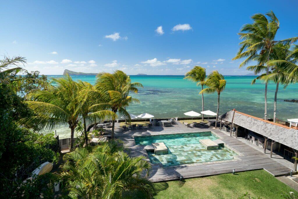 Panoramic Ocean Views from This 4-Bedroom Beachfront Penthouse - SEEFF Mauritius